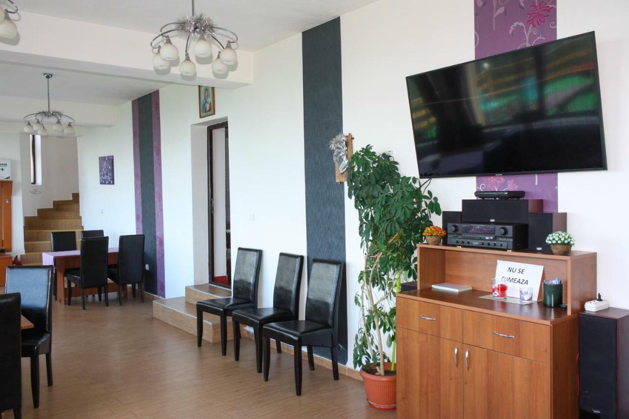 Hotel Perla Muntilor Rânca Zewnętrze zdjęcie