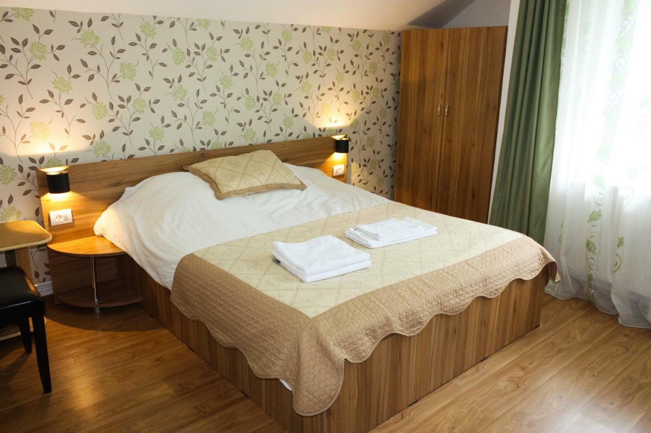 Hotel Perla Muntilor Rânca Zewnętrze zdjęcie